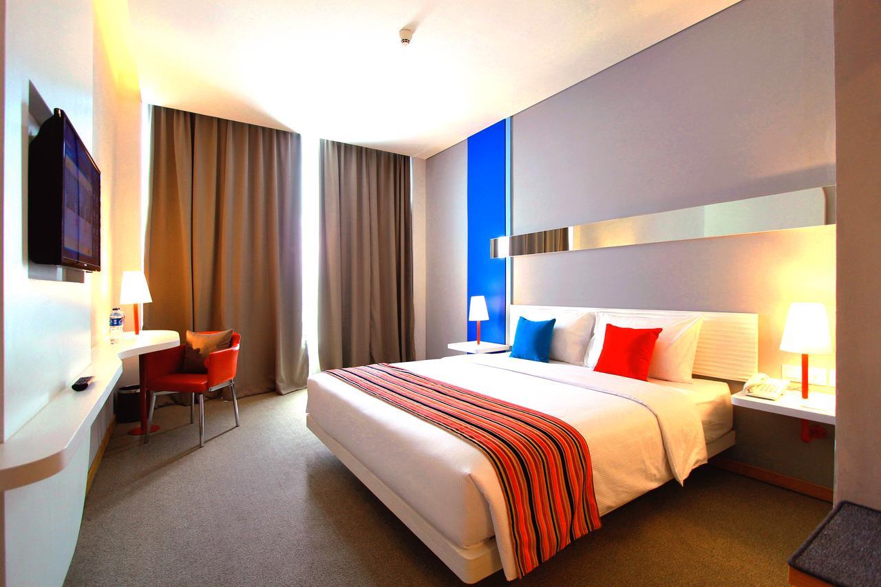 Fox Lite Hotel Metro Indah - בנדונג מראה חיצוני תמונה